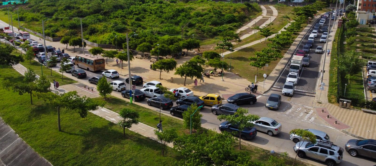 Trancón en Alameda del Río.