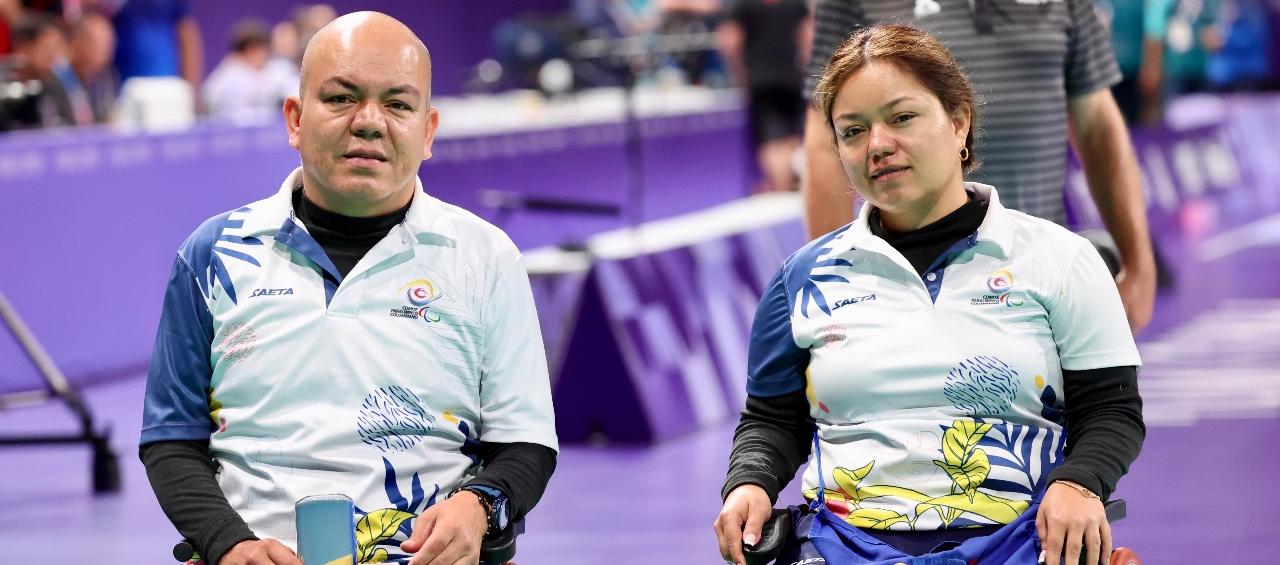 Los hermanos Leidy y Edilson Chica, medallistas de Colombia en los Juegos Paralímpicos de París.