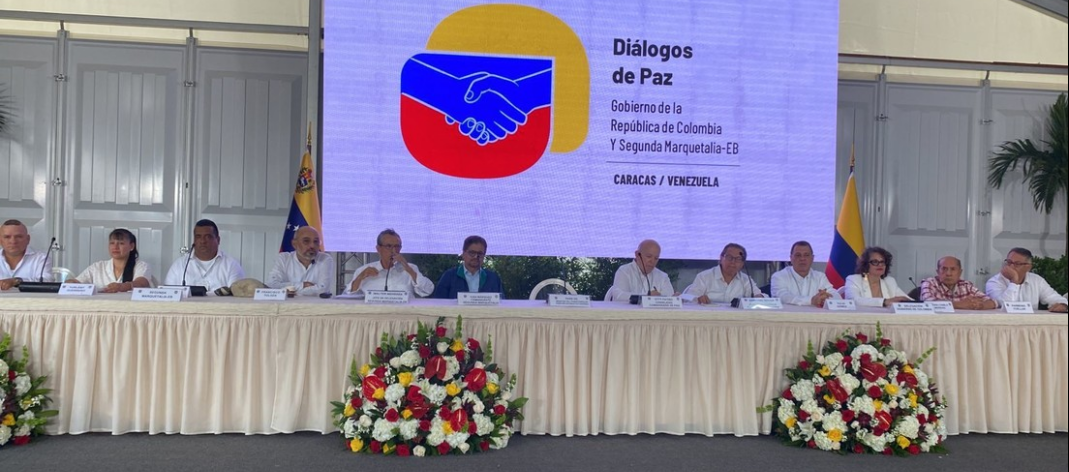 Encuentro entre las delegaciones en el coliseo de Tumaco, Nariño. 