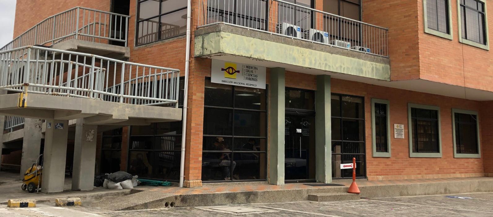 El cuerpo de Erwin fue llevado a Medicina Legal. 