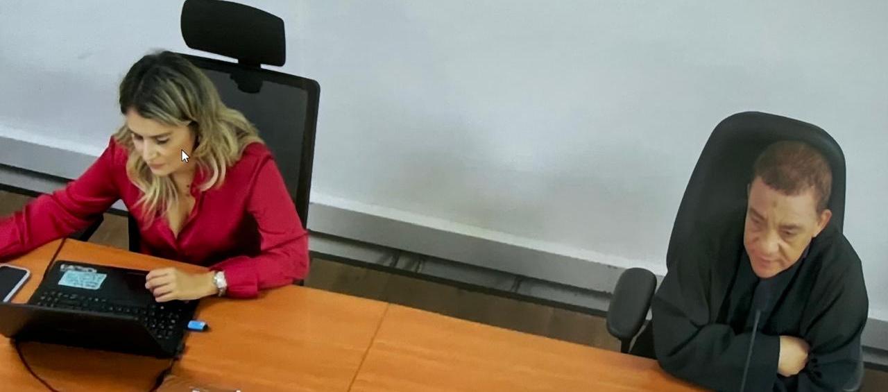 El juez Hugo Carbonó durante la audiencia