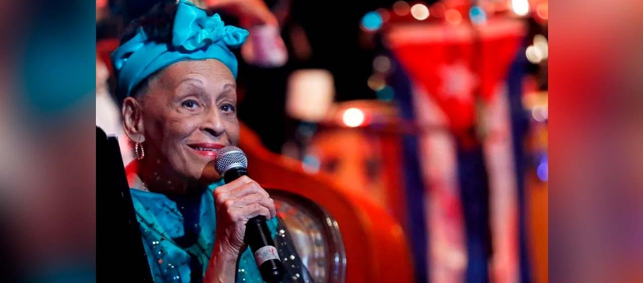 Omara Portuondo. 