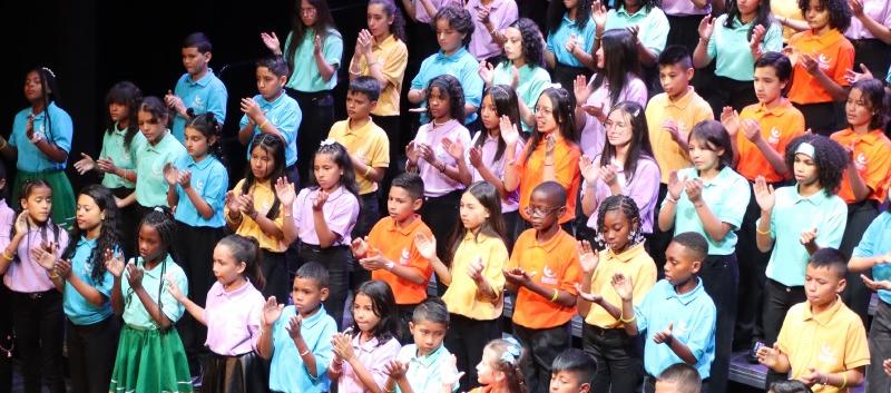 Ensamble y Coro Batuta.