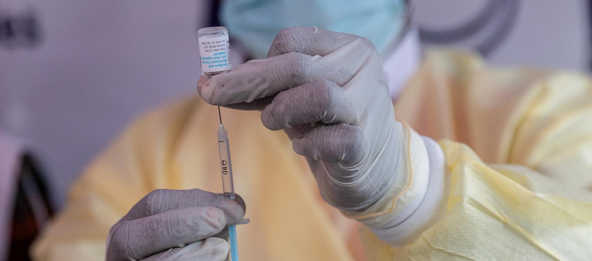 Mpox cuenta con vacunas para evitar contagios.