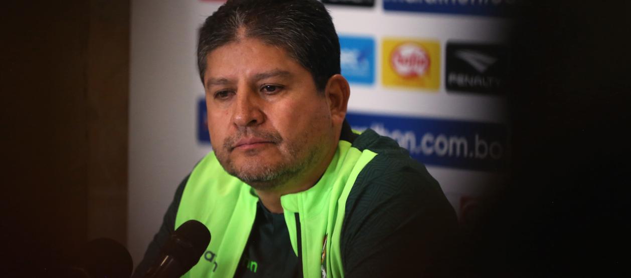 Óscar Villegas, entrenador de la selección boliviana.