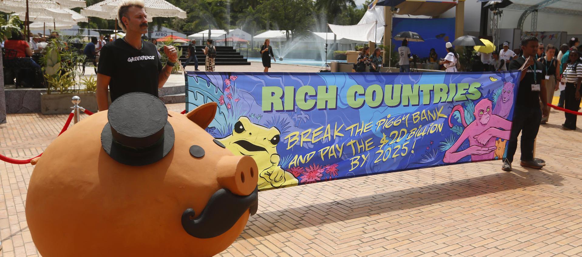 La alcancía gigante para pedir a los países desarrollados más compromisos con la biodiversidad. 