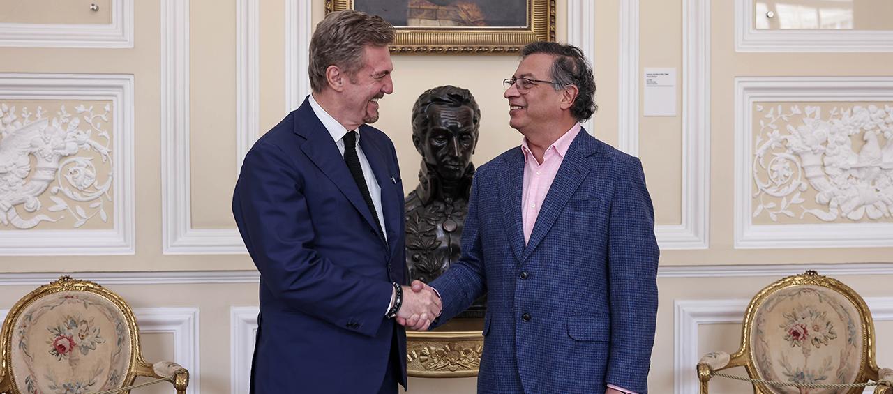 Encuentro del presidente Gustavo Petro con el CEO del Grupo ENEL, Flavio Cattaneo.