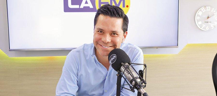 Luis Carlos Vélez, periodista bogotano.