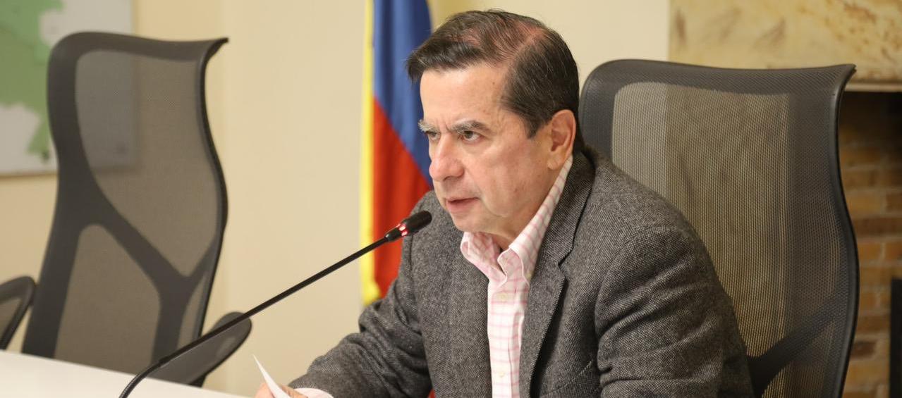 Juan Fernando Cristo, Ministro de Interior.