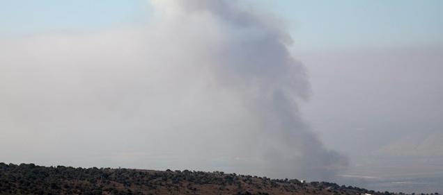 Columnas de humo por ataques en Israel.