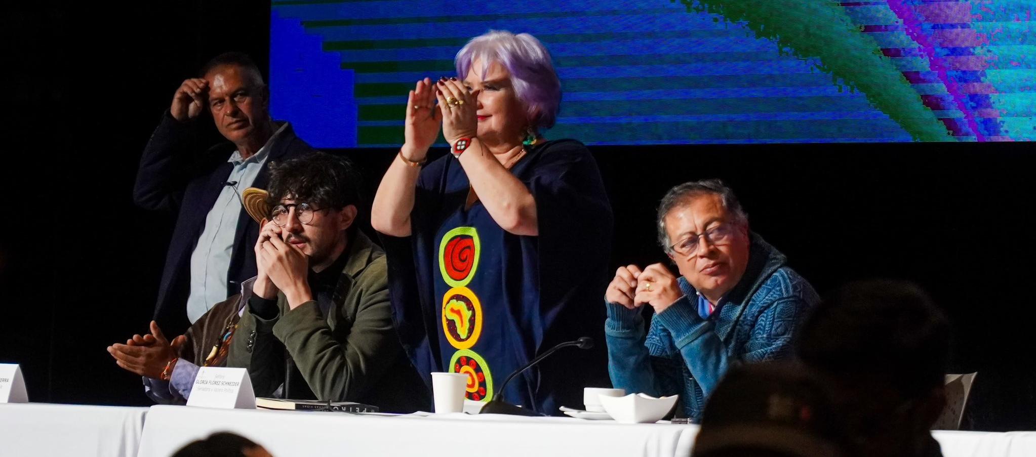 La presidenta de Colombia Humana, Gloria Flórez, y el Presidente Gustavo Petro.