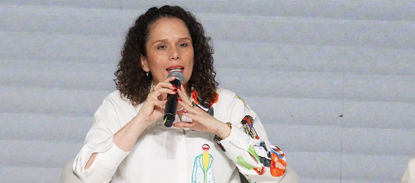 María Constanza García, ministra de Transporte.