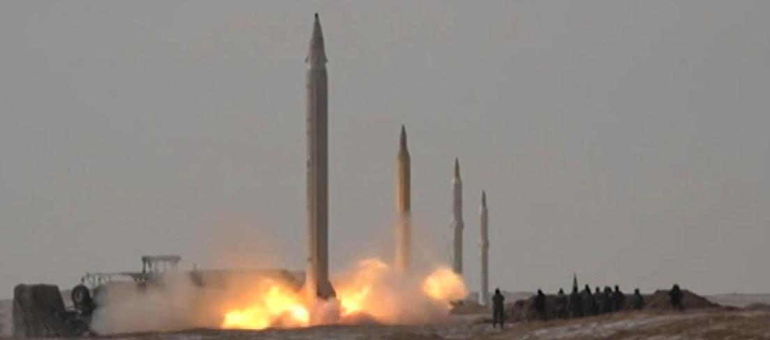 Lanzamiento de misiles balísticos. 