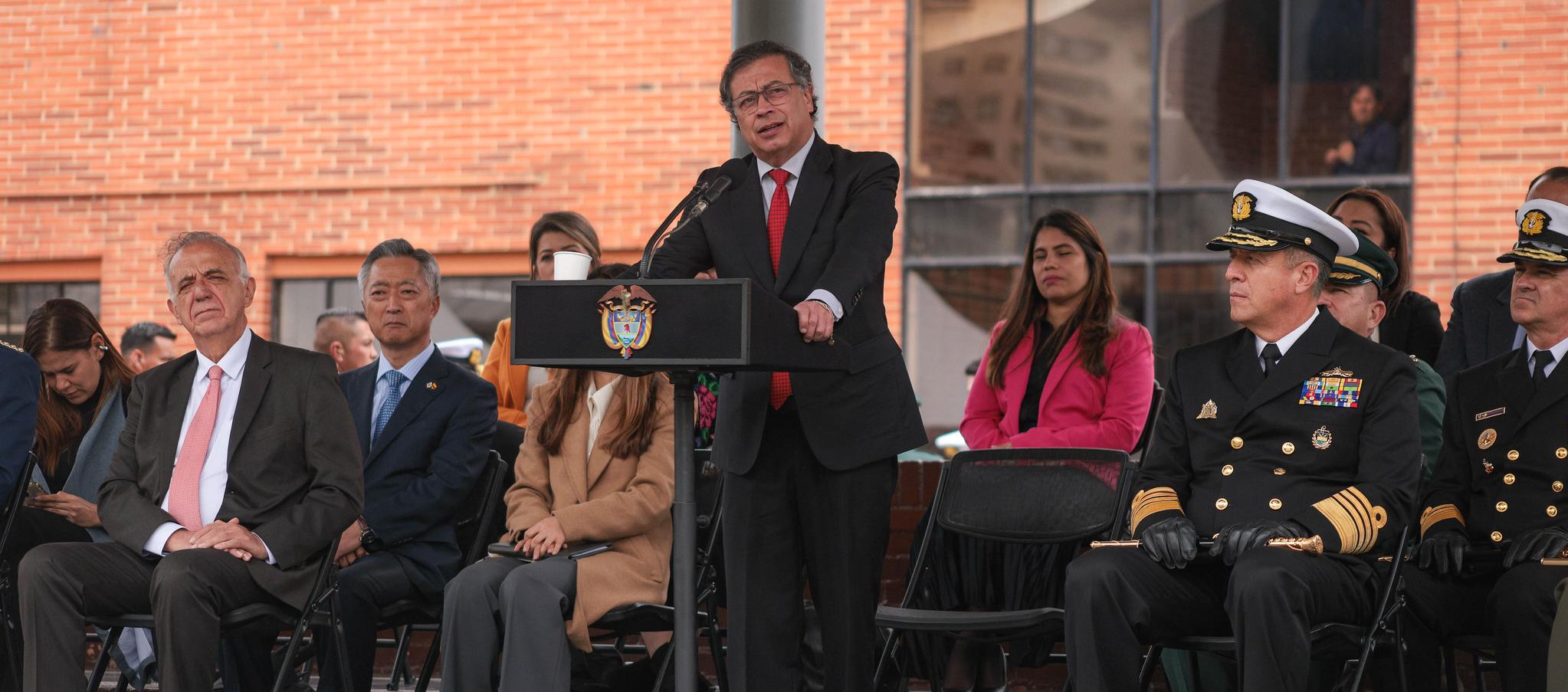 El Presidente Gustavo Petro en el Día de los Veteranos.