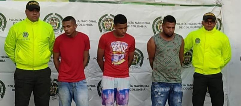 Gustavo Padilla Arias, alias 'Hueso'; Julio Adrián Durán Bornacelly, alias 'Caracas; y Karim Daniel Chirino.