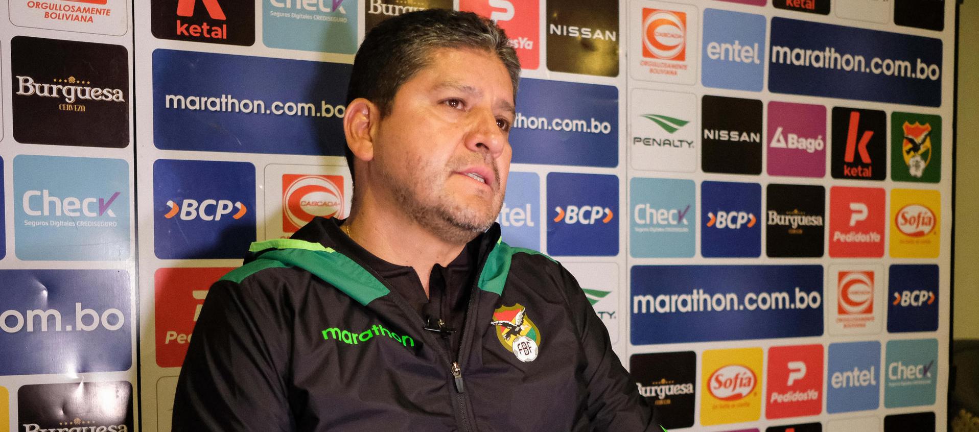 Óscar Villegas, entrenador de la selección boliviana.
