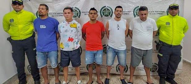 Tres de las capturas se dieron mediante orden judicial y tres más fueron notificadas en centros carcelarios.