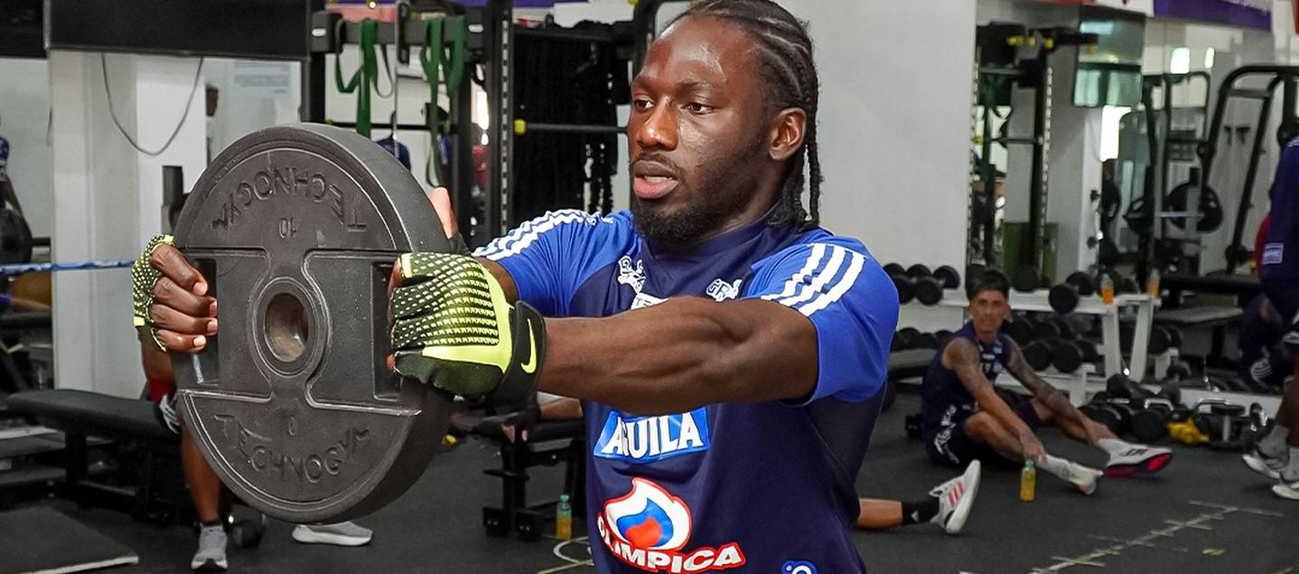 Yimmi Chará se perfila como inicialista con Junior ante Patriotas.