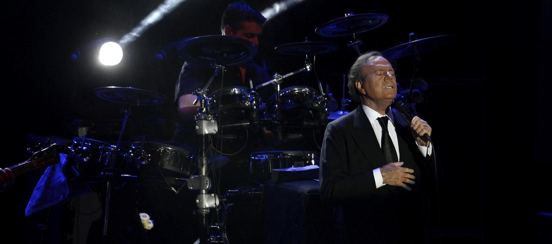 Julio Iglesias. 