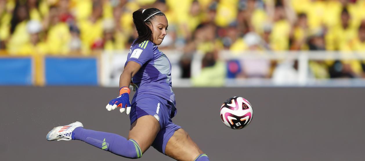 Luisa Agudelo, portera de la Selección Colombia sub-17.