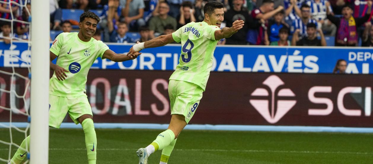 Robert Lewandowski celebra uno de sus goles con el Barcelona.