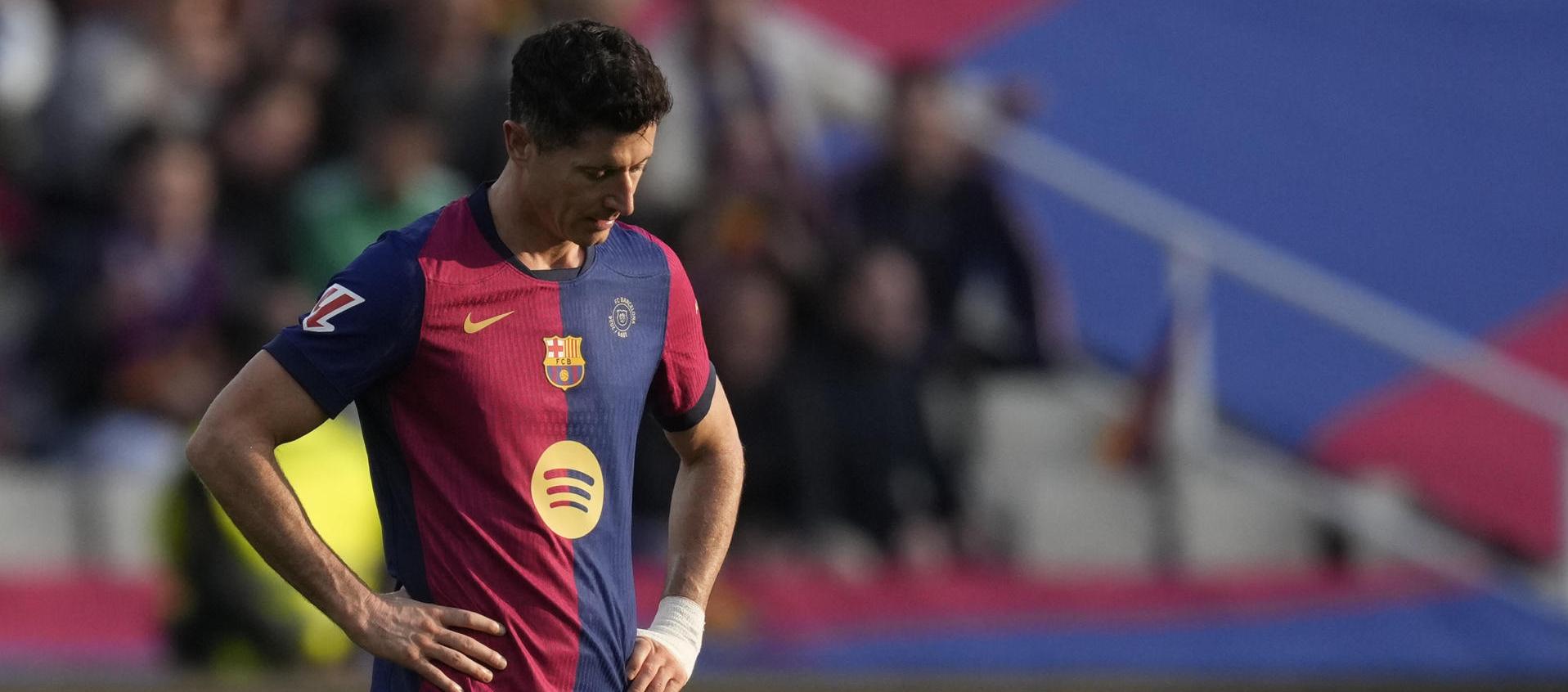 El lamento de Robert Lewandowski, delantero del Barcelona.