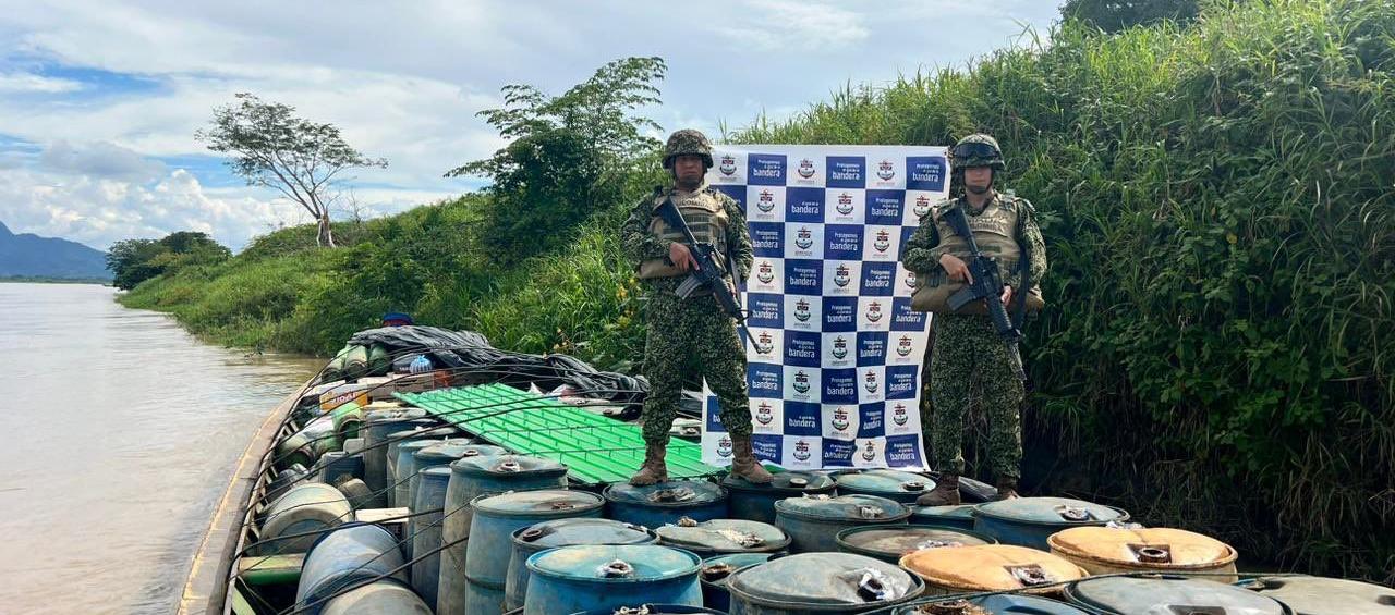 Durante operaciones de registro y control fluvial. 
