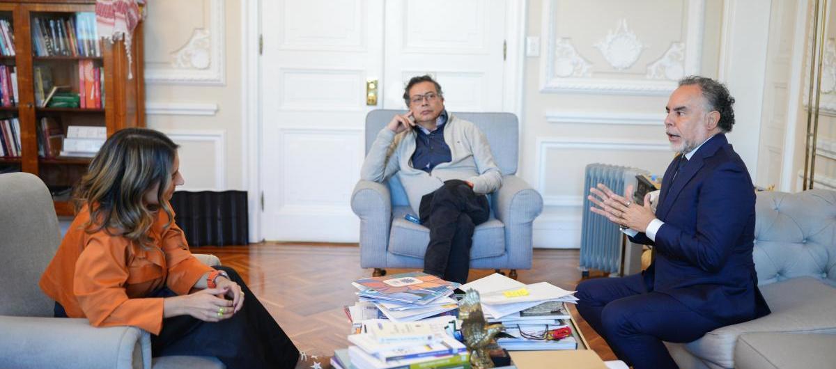 Laura Sarabia, el Presidente Gustavo Petro y Armando Benedetti.