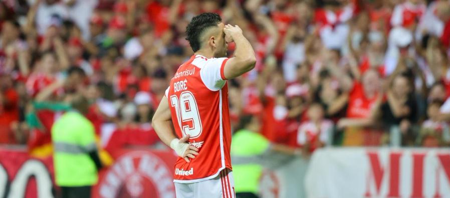 Santos Borré, delantero del Inter de Porto Alegre.