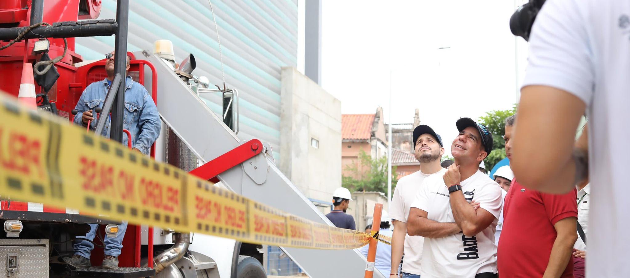 Alejandro Char en el Hospital de Barranquilla.