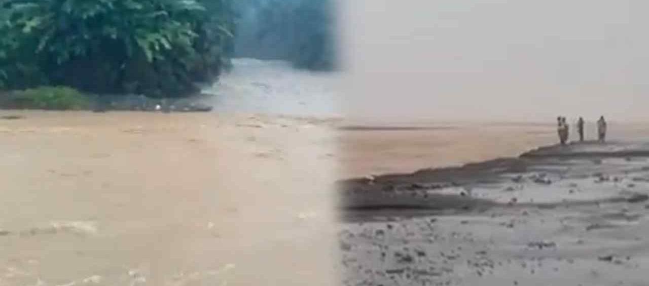 Corriente de agua como consecuencias de las lluvias.
