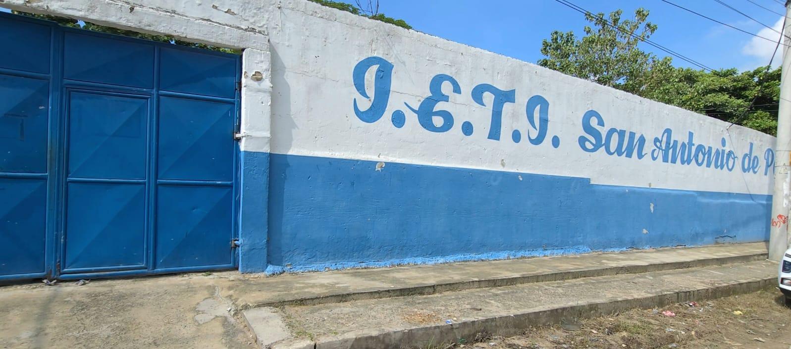 El colegio San Antonio de Padua.