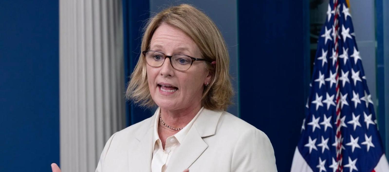 La directora de FEMA, Deanne Criswell.