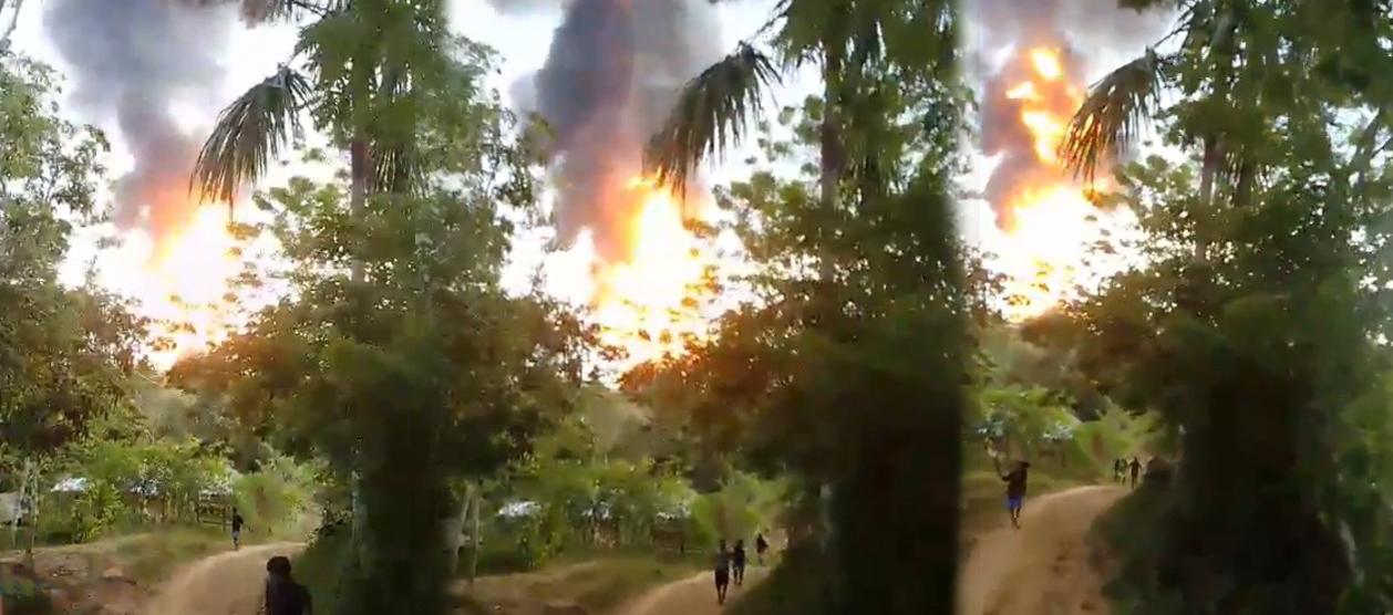 Momento de la erupción del volcán de lodo. 