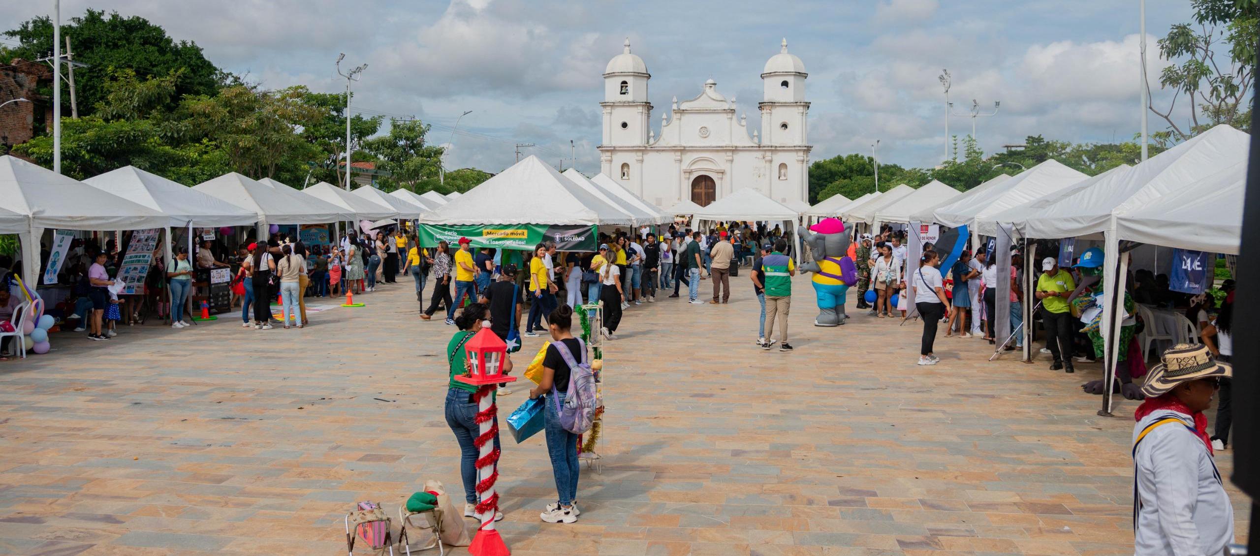 Estrategia institucional "Pisando Firme", de la Alcaldía de Soledad. 