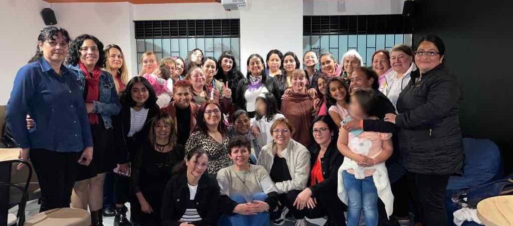 Mujeres firmantes de paz.