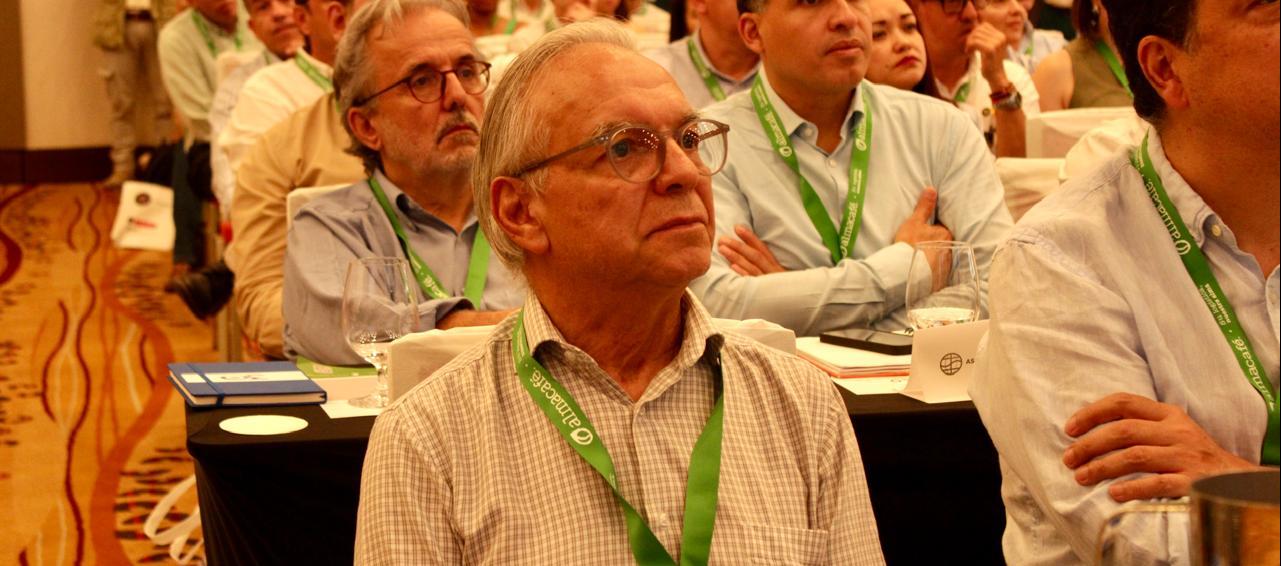 Ricardo Bonilla, ministro de Hacienda.