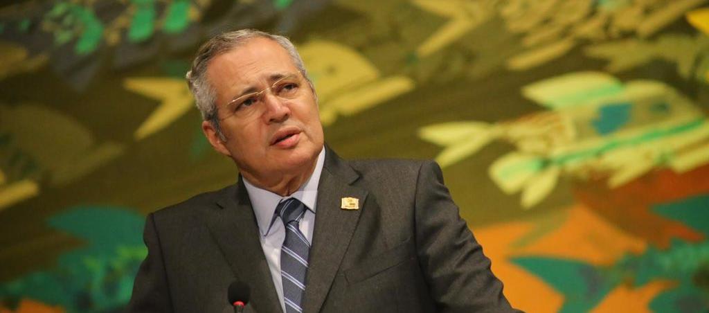 El senador Iván Name.