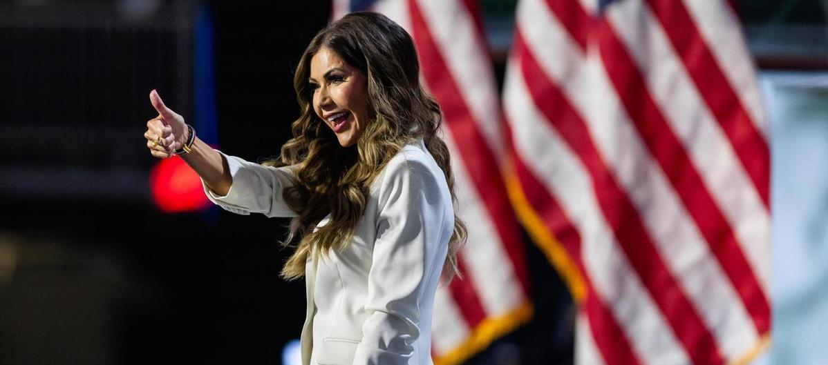 La gobernadora de Dakota del Sur, Kristi Noem.