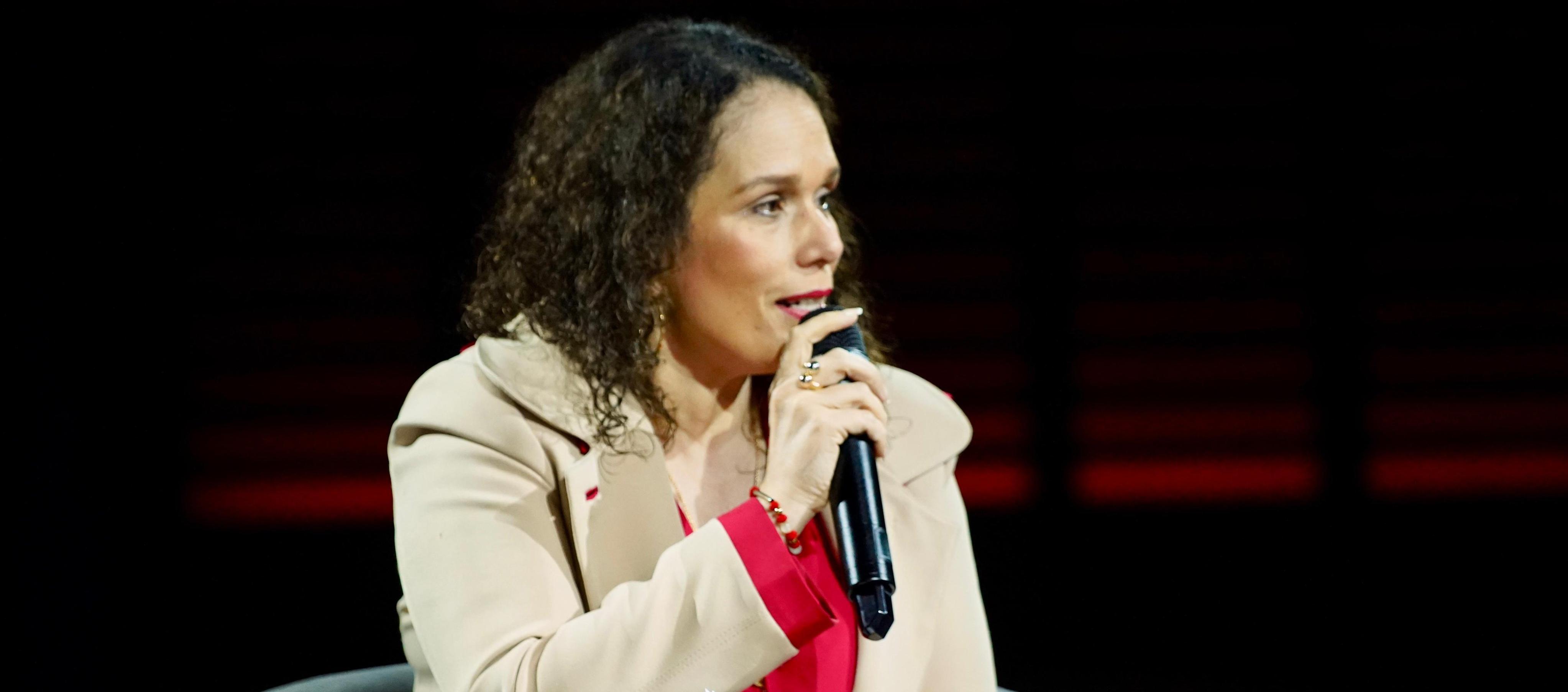 La Ministra de Transporte, María Constanza García.