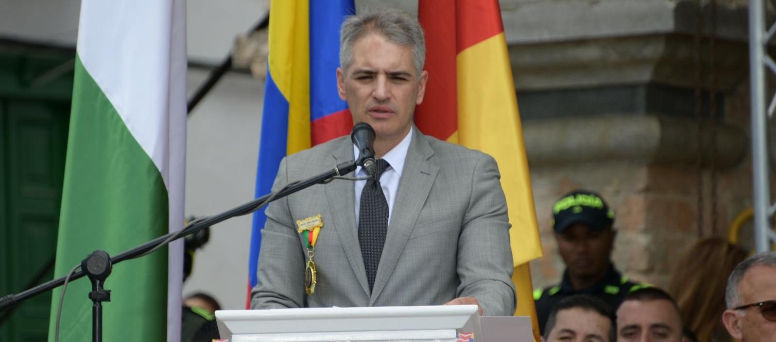 Andrés Julián Rendón, Gobernador de Antioquia.
