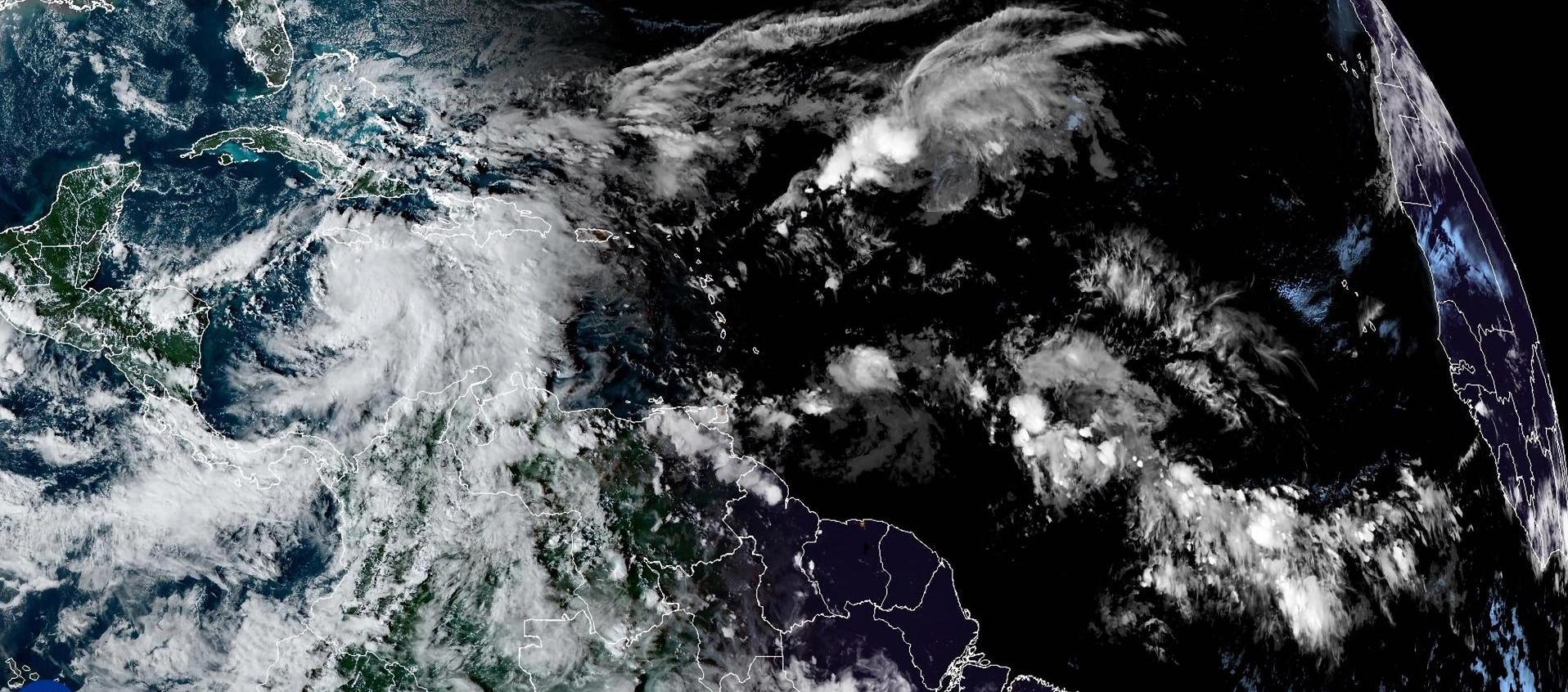 La tormenta podría llegar a estas islas como huracán. 