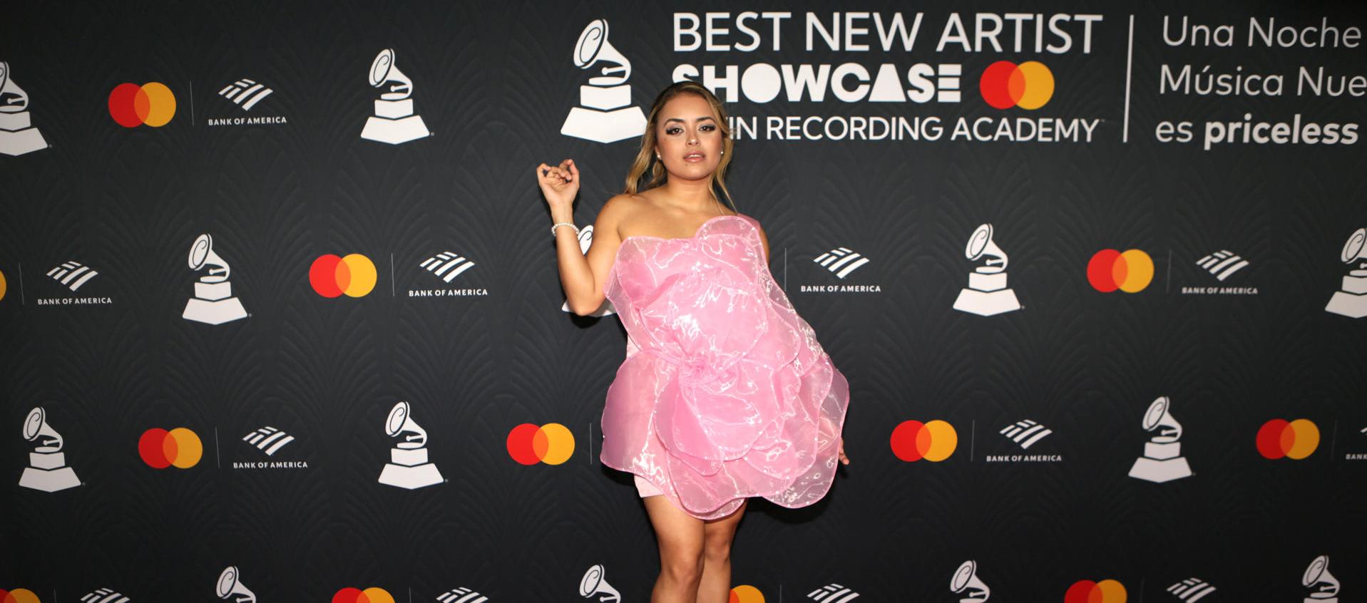 La barranquillera Nicolle Horbath, en la alfombra de la ceremonia de presentación.