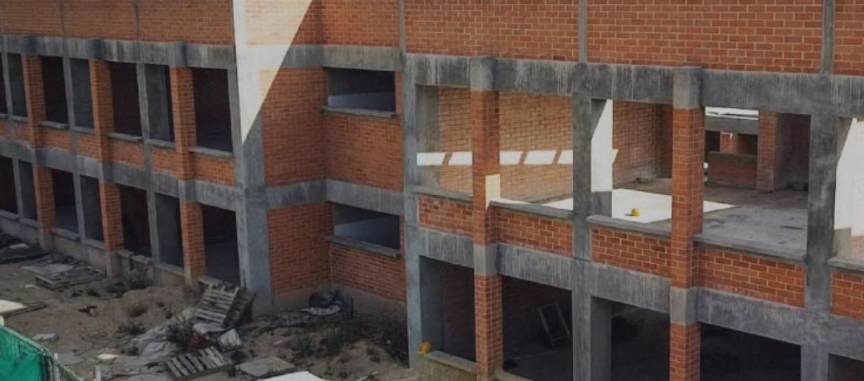 Son cuatro colegios en el país en donde se ejecutaron las obras que ahora se investigan.