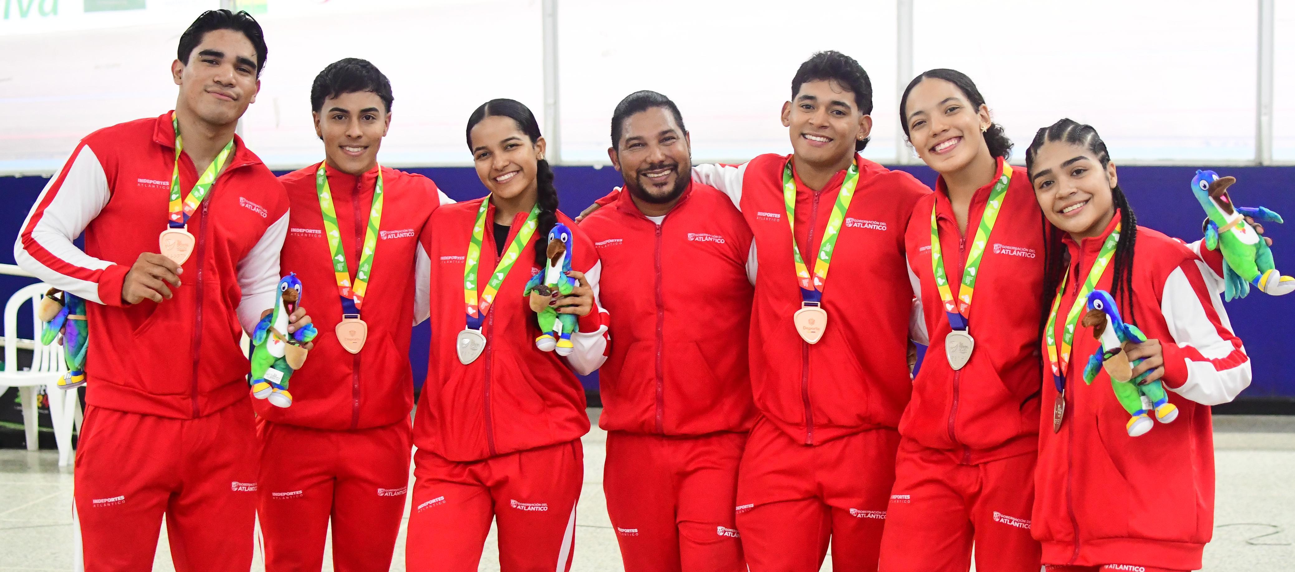 La delegación de ciclismo de pista de Atlántico.