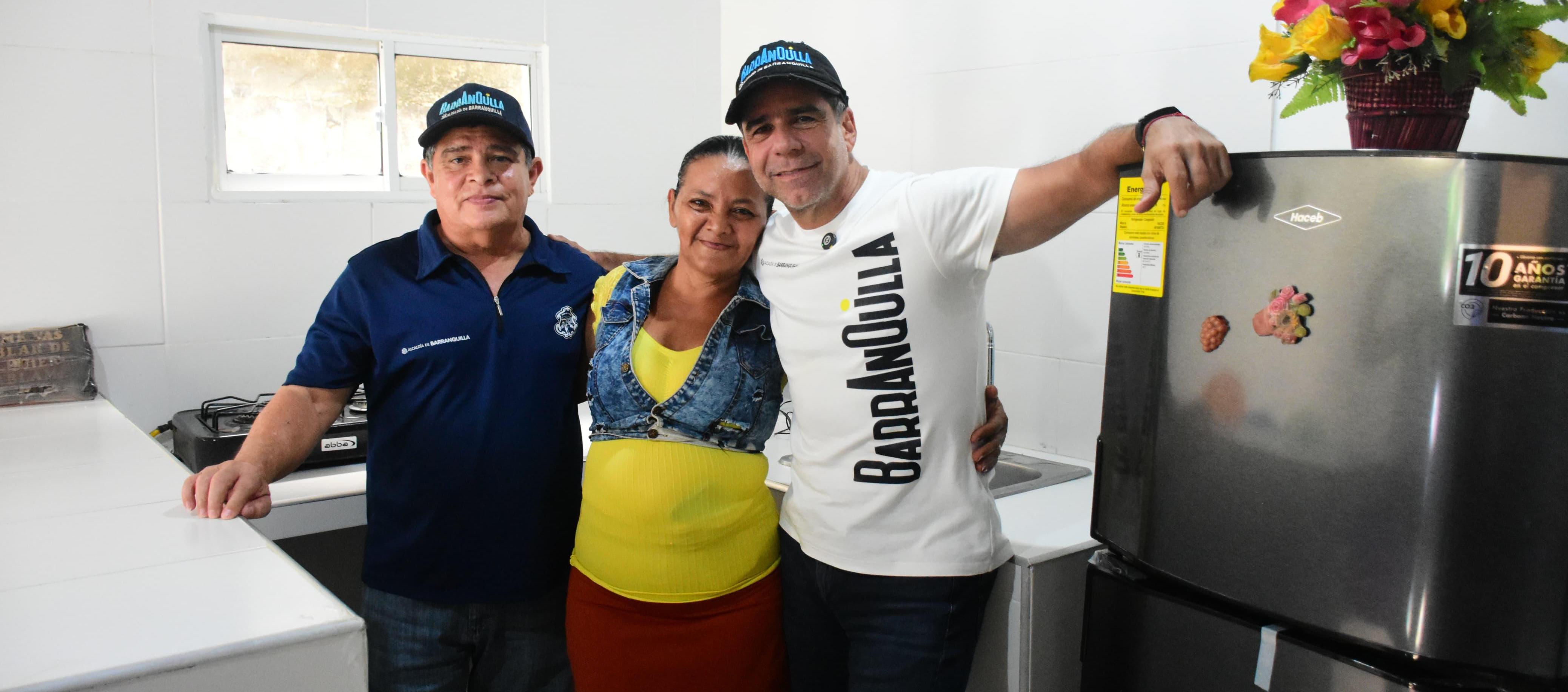 Alcalde Alejandro Char durante la entrega de los mejoramientos de vivienda.