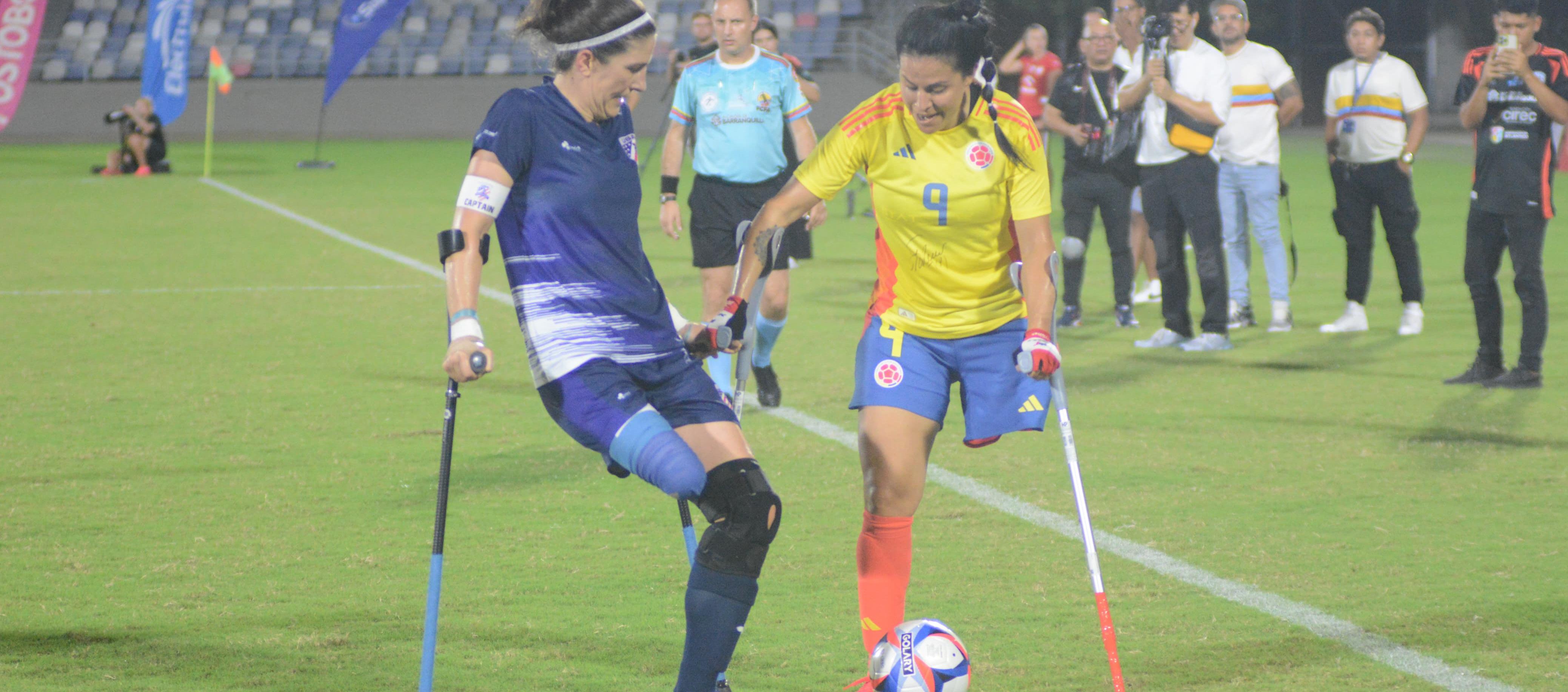 Yady Fernández durante el juego final contra Estados Unidos. 
