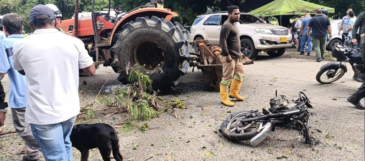 Así quedó la motocicleta tras el atentado terrorista. 