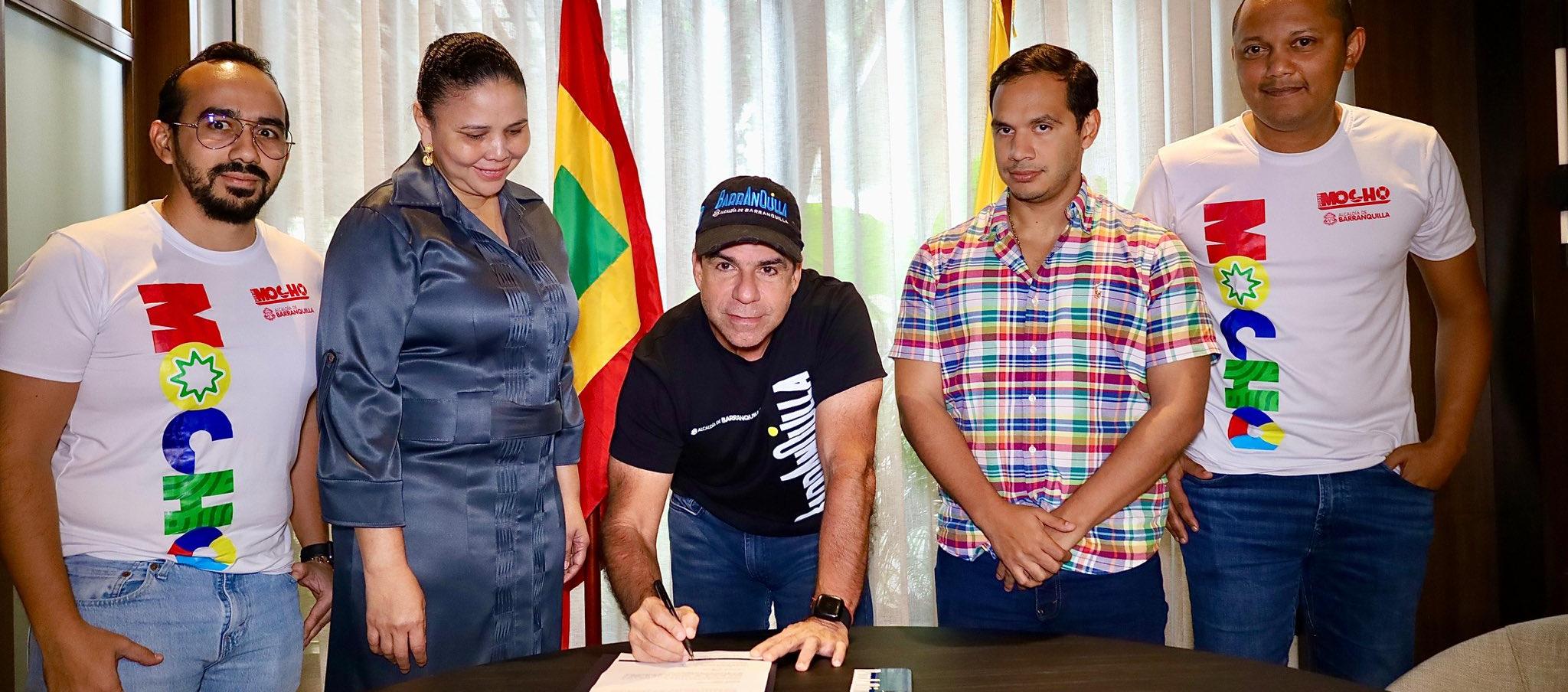 Alcalde Alejandro Char durante la sanción del presupuesto 2025.