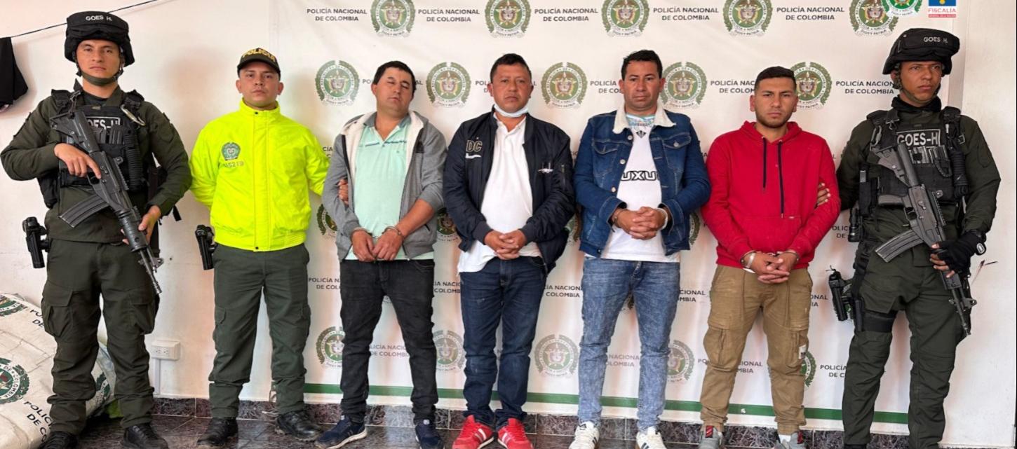 Capturados por este hecho.